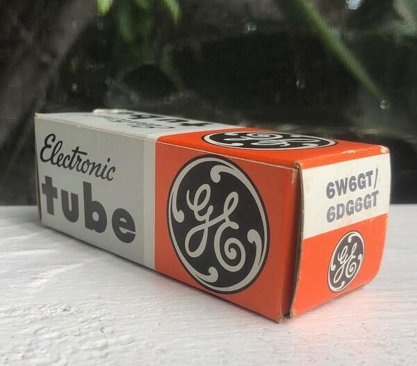 GE VACUUM TUBE 6W6GT/6DG6GT NEW OLD STOCK in Original Box Amp TV Stereo