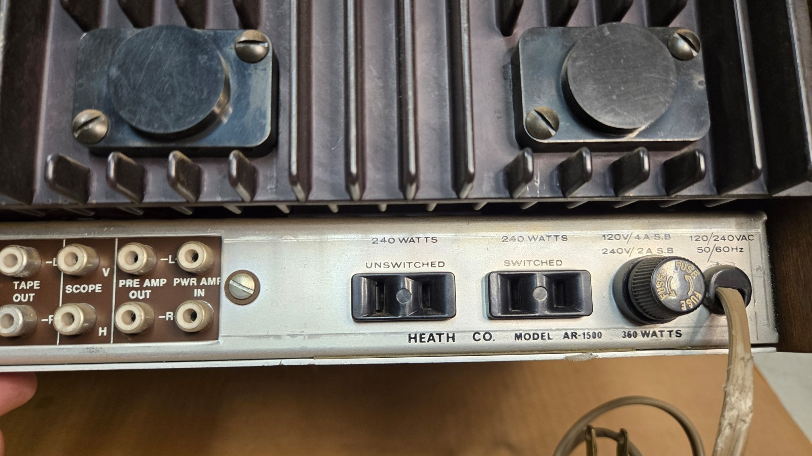 Heathkit AR-1500 Vintage Stereo Receiver Very Clean – Works – Radio Does Not