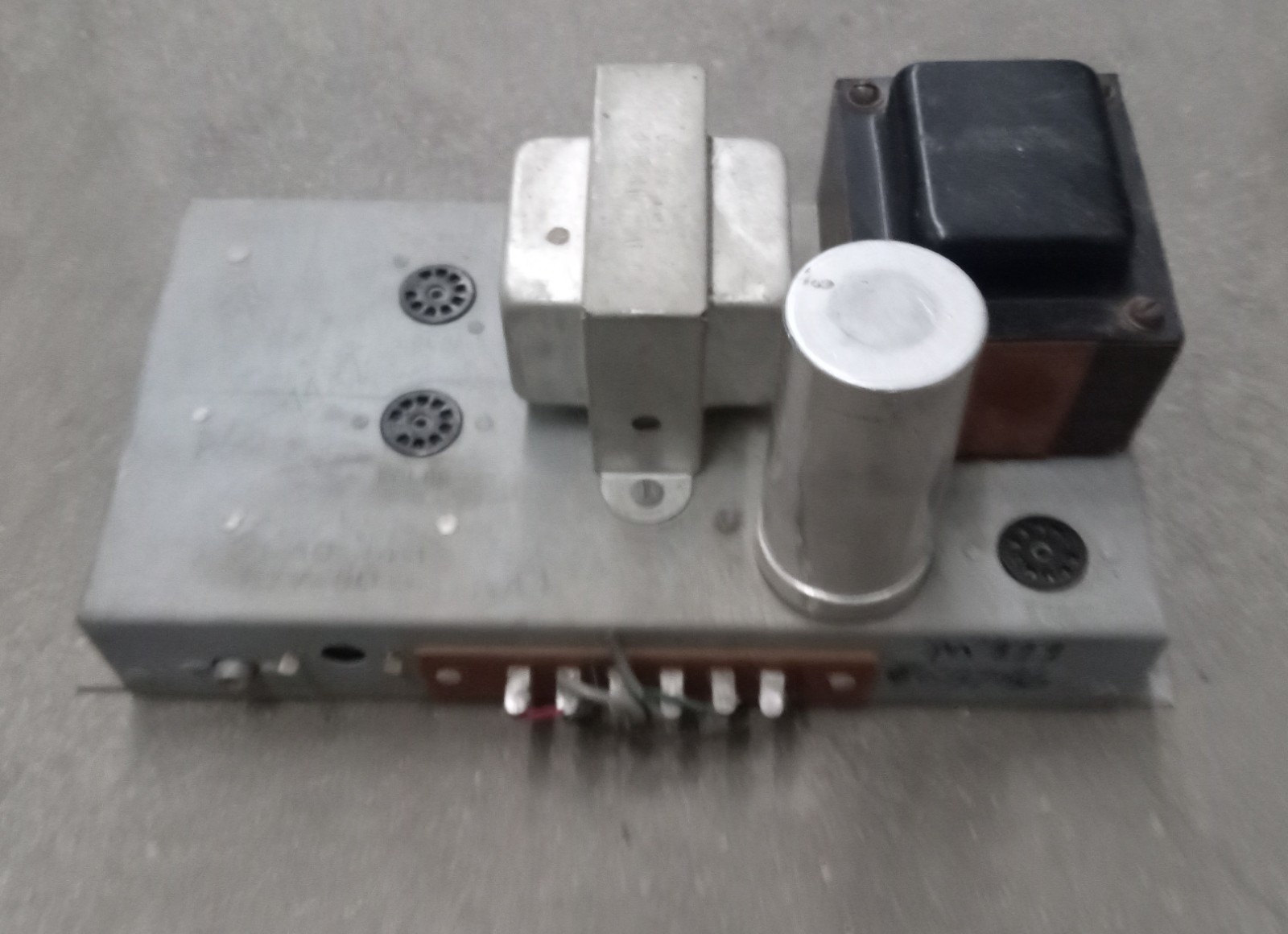 Hammond AO44 Organ Amplifier Chassis (DIY 18 watt guitar amp)