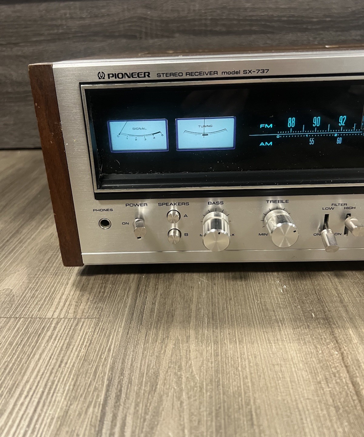 Pioneer SX-737 AM/FM Stereo Receiver Silver Face w/ Wood Case