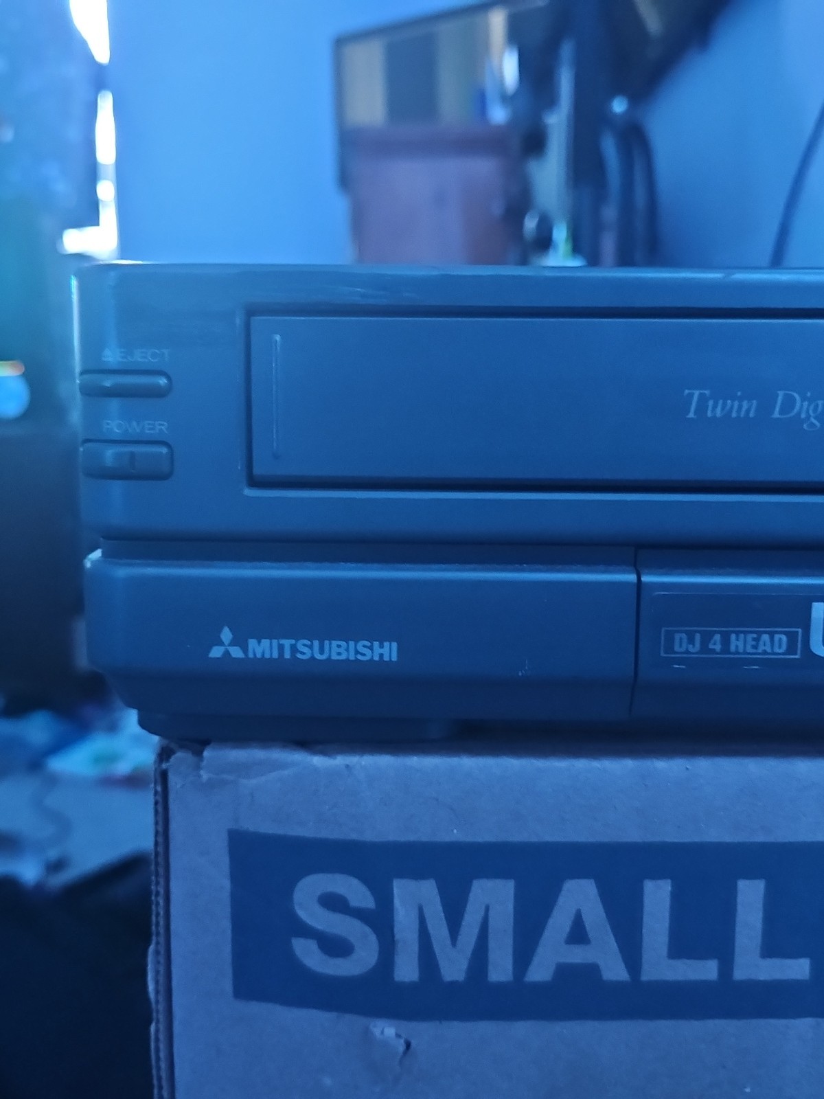 Mitsubishi Video Cassette Recorder HS-U32 (UNTESTED)