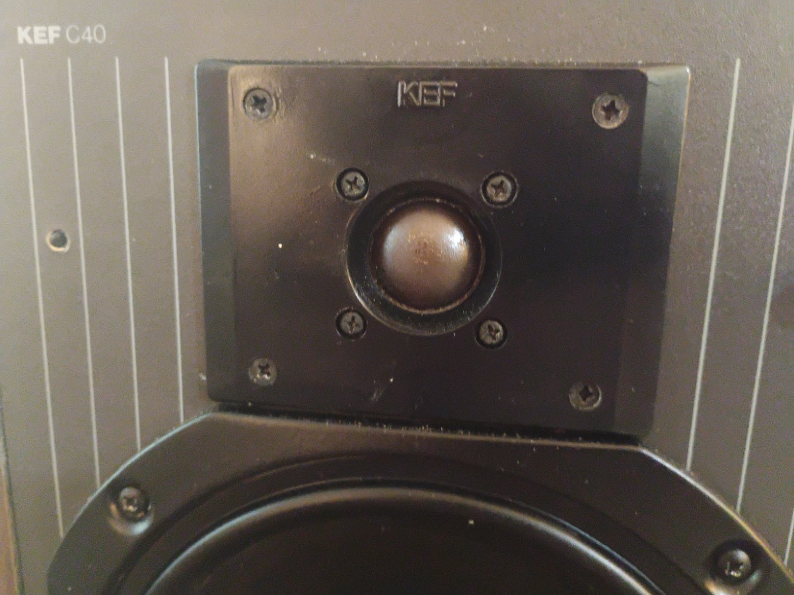 KEF C40 Vintage Speakers Walnut Finish Made In England Very Good Condition