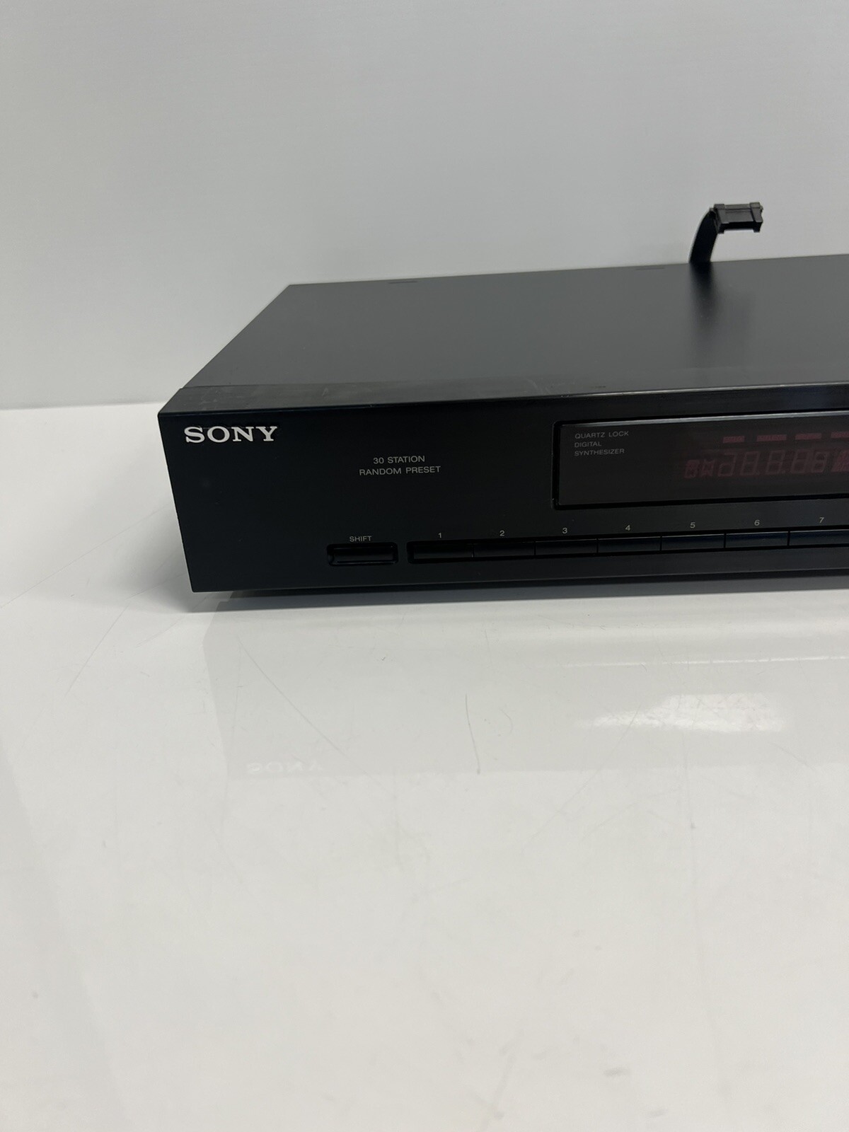 Sony ST-JX311 Quartz Lock 30-Preset FM Stereo/AM-FM Tuner