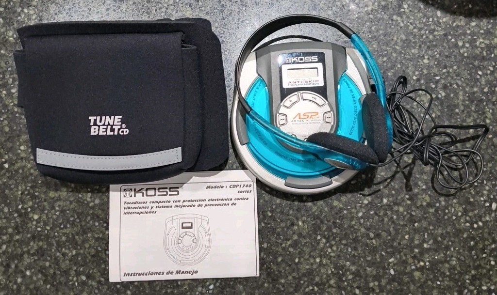 KOSS Car AM/FM Stereo Cassette Player +Integrated Portable CD Player K-05269PCD