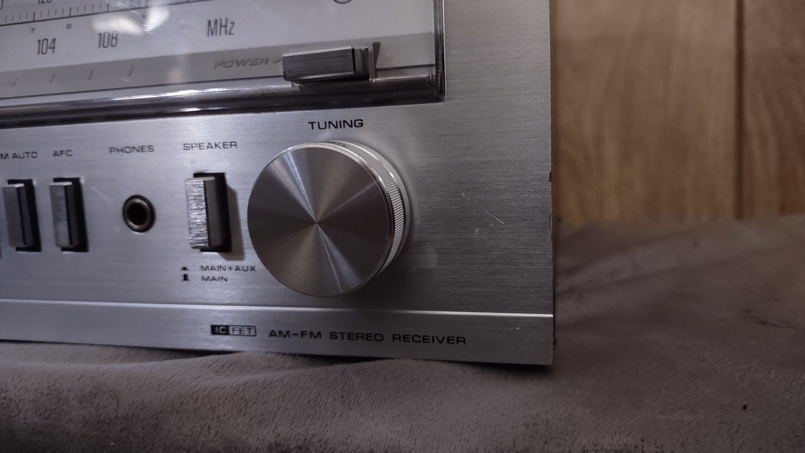 Vintage Soundesign 5127 AM/FM Stereo Receiver – Tested & Working – Japan 1970’s