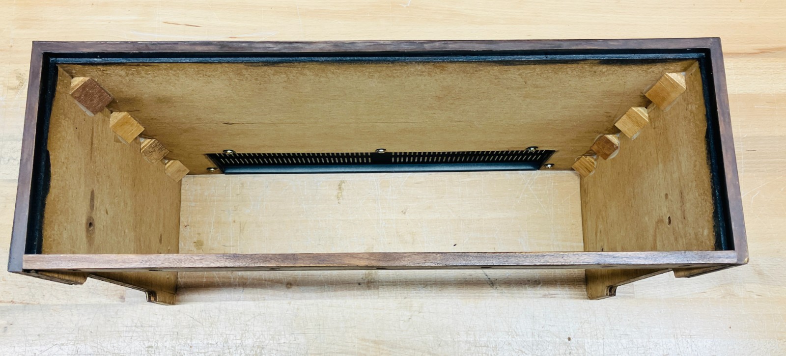 Sansui 8080 Orig Wood Case w/Walnut Veneer + bottom/front trim strip and screws