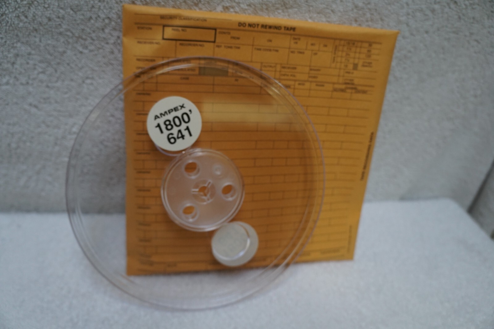AMPEX 641 PLASTIC 7″ INCH REEL & ENVELOPE for 4-track 3.75 ips 7.5 ips NOS
