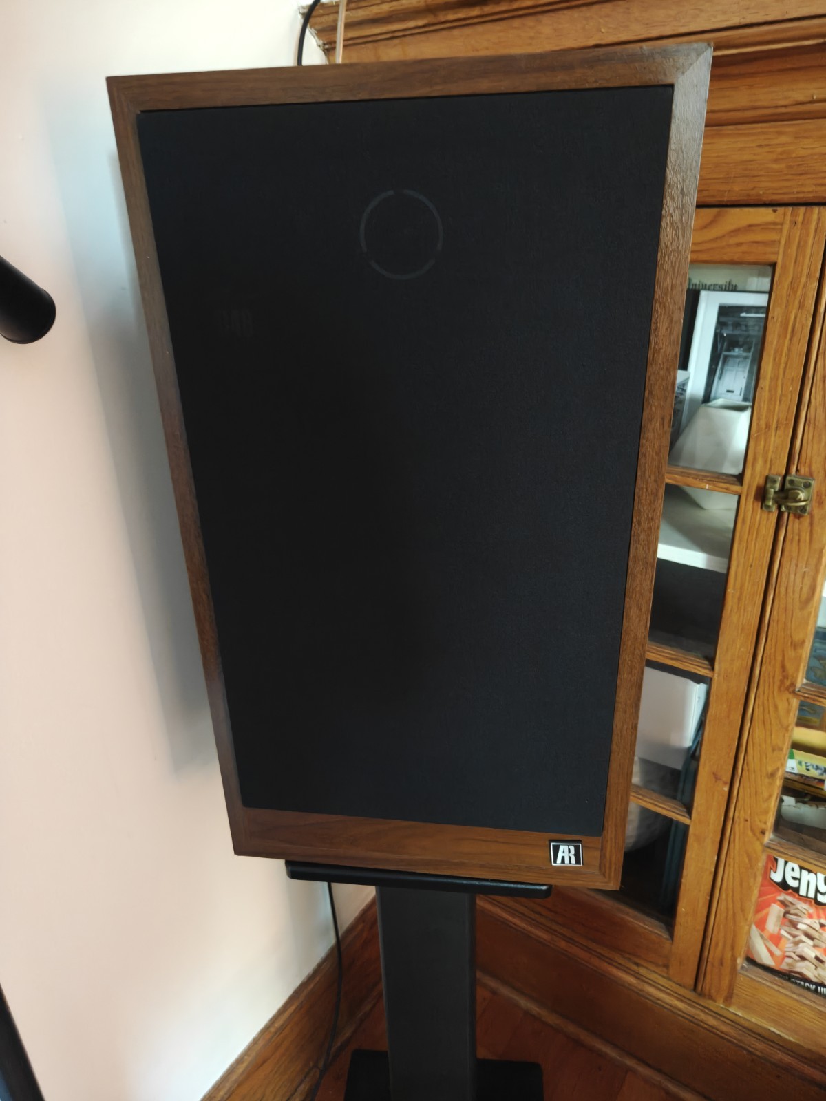 Acoustic Research AR48S Vintage Loudspeakes Wood Cabinet