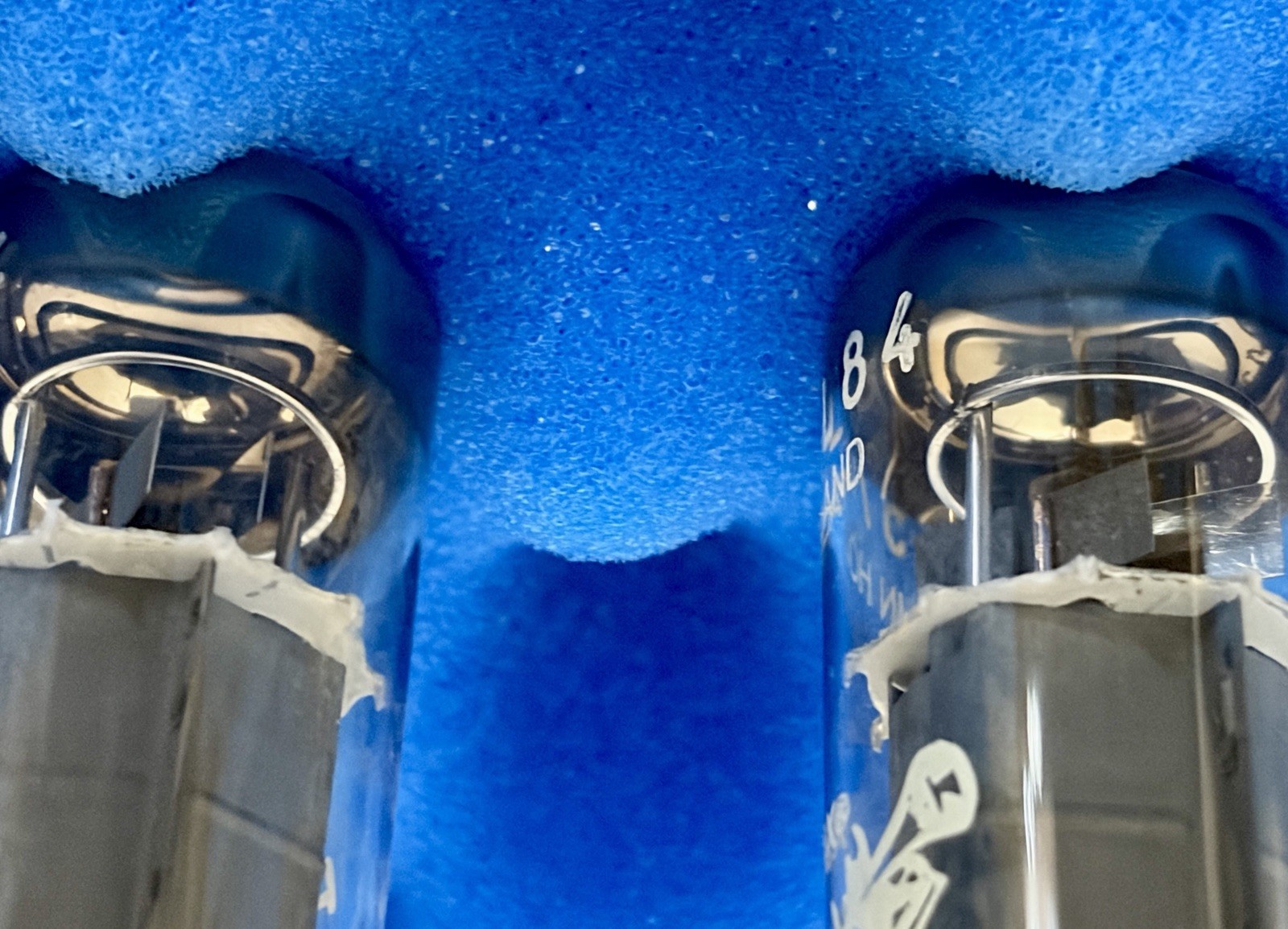 TWO Amperex EL84 6BQ5 Vacuum Tubes / rX4 Bugle Boy Holland /Amplitrex Tested ’63