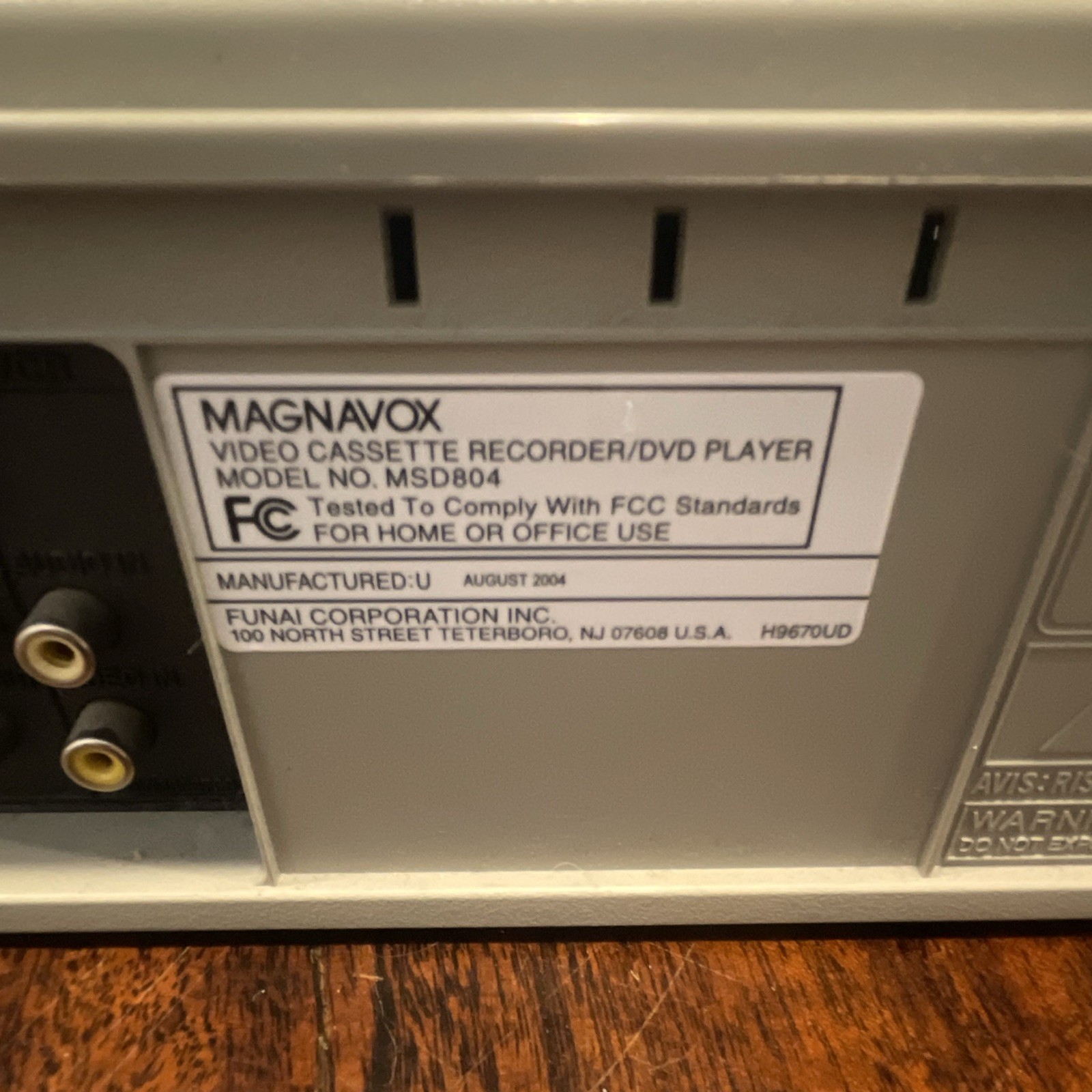 Magnavox MSD804 4-Head VCR-DVD Combo Player, VHS & DVD Playback (TO FIX/PARTS)