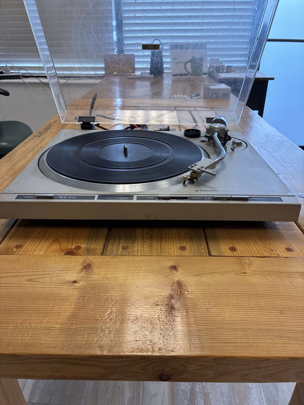 1980 Pioneer PL-400 Direct Drive Stereo Turntable