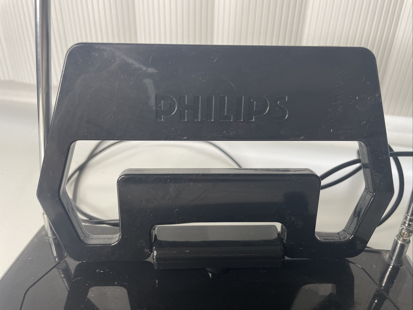 Philips Indoor FM Radio TV Antenna SDV2210/27