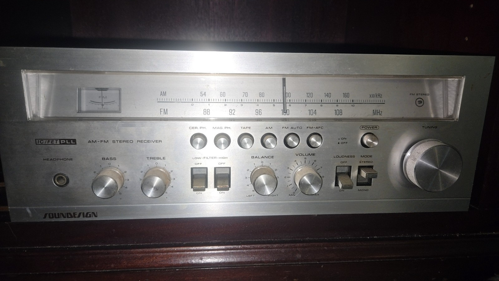 VINTAGE, WORKING, Soundesign Stereo AM/FM Receiver