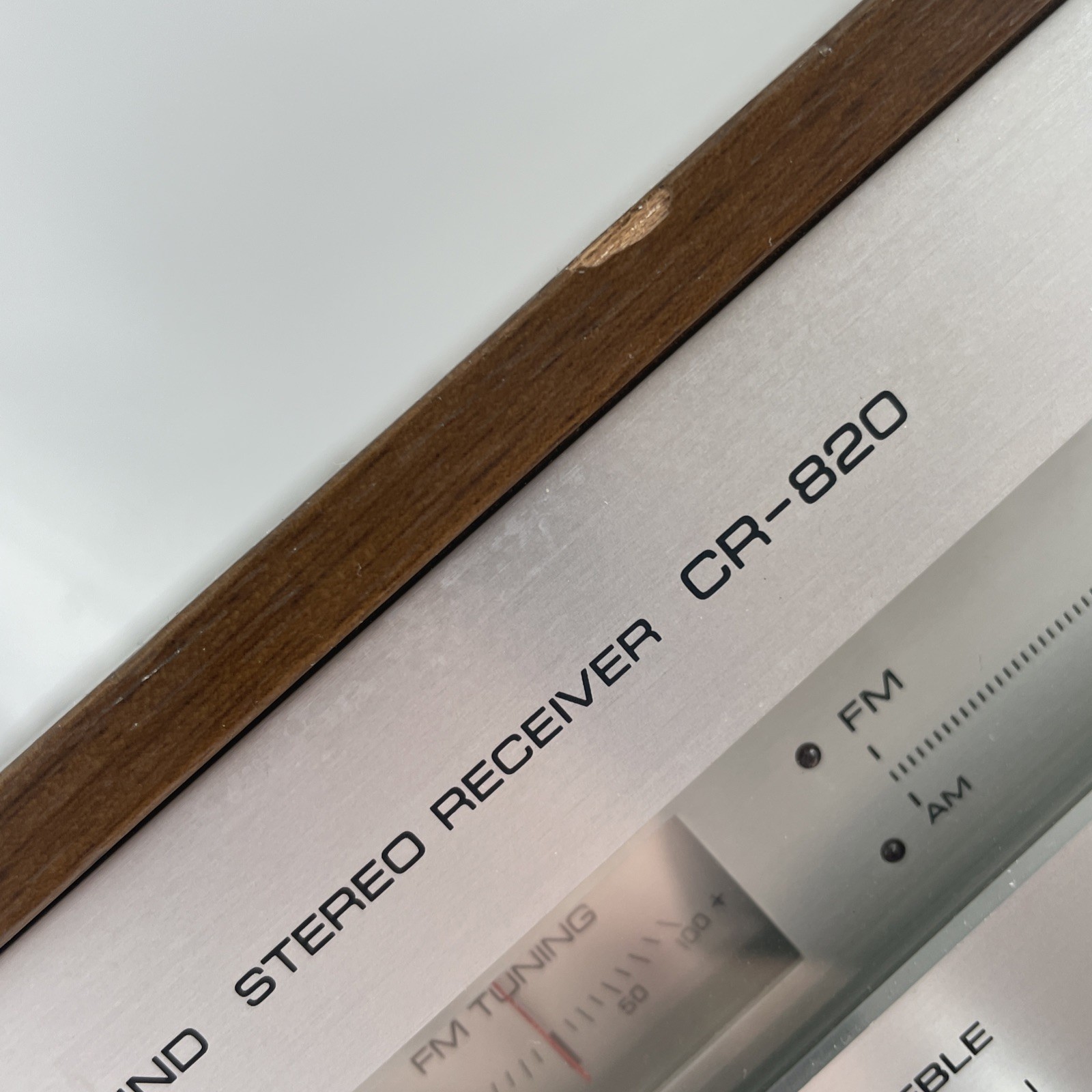 Yamaha CR-820 Natural Sound Stereo Receiver Wood Silver Face *RELAMPED WORKING