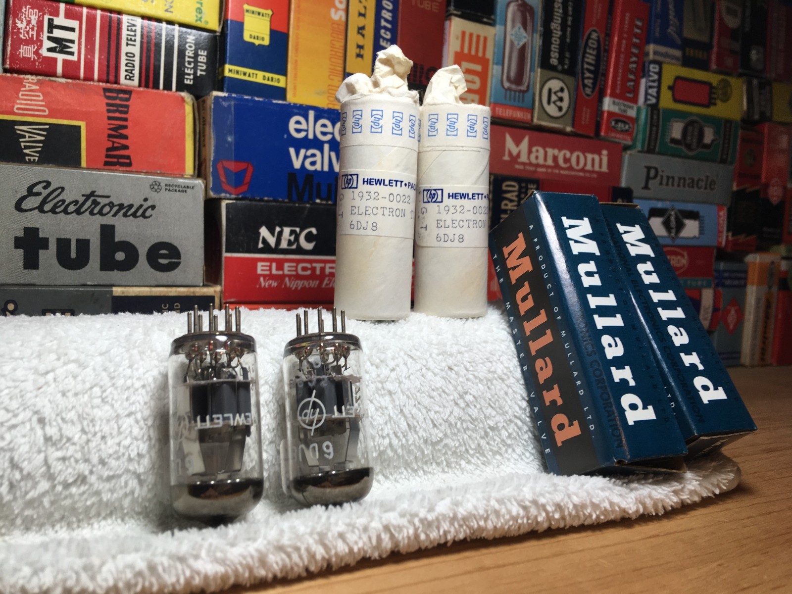 2 Vintage Mullard GtBritain 6DJ8 ECC88 /SameCode B9J1 /NOS Pair /HP SpecialEdtns