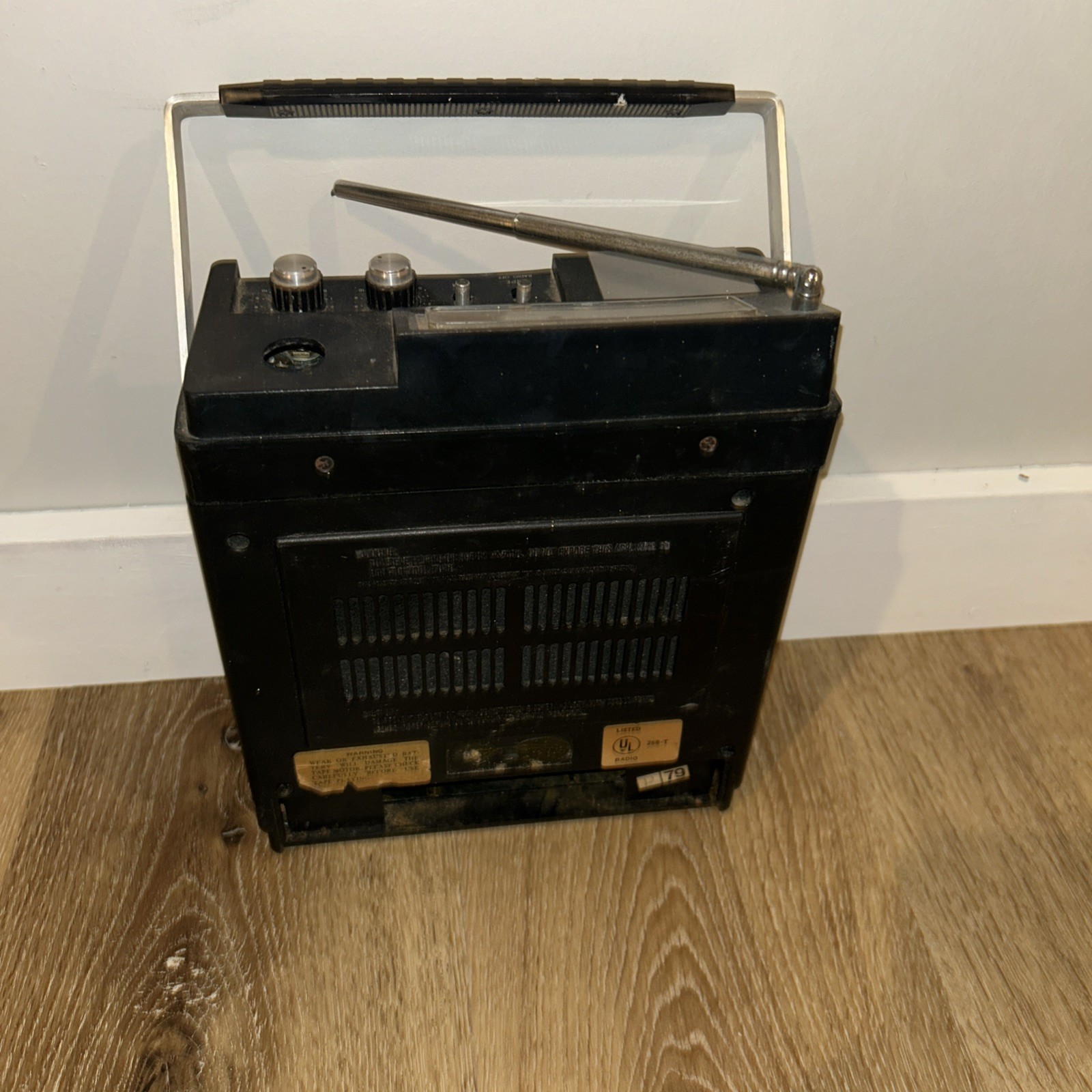 vintage “Stewart” brand portable AM/FM receiver Electric Battery (Use For Parts)
