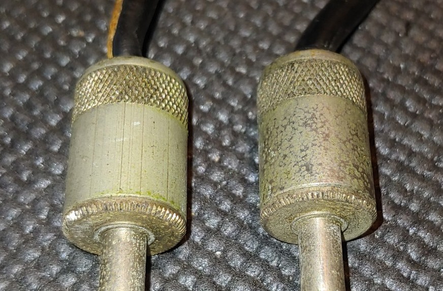Set of 2 Vintage 1940’s AMPRO 1/4″ Speaker Cable MALE PLUGS Guitar or Microphone
