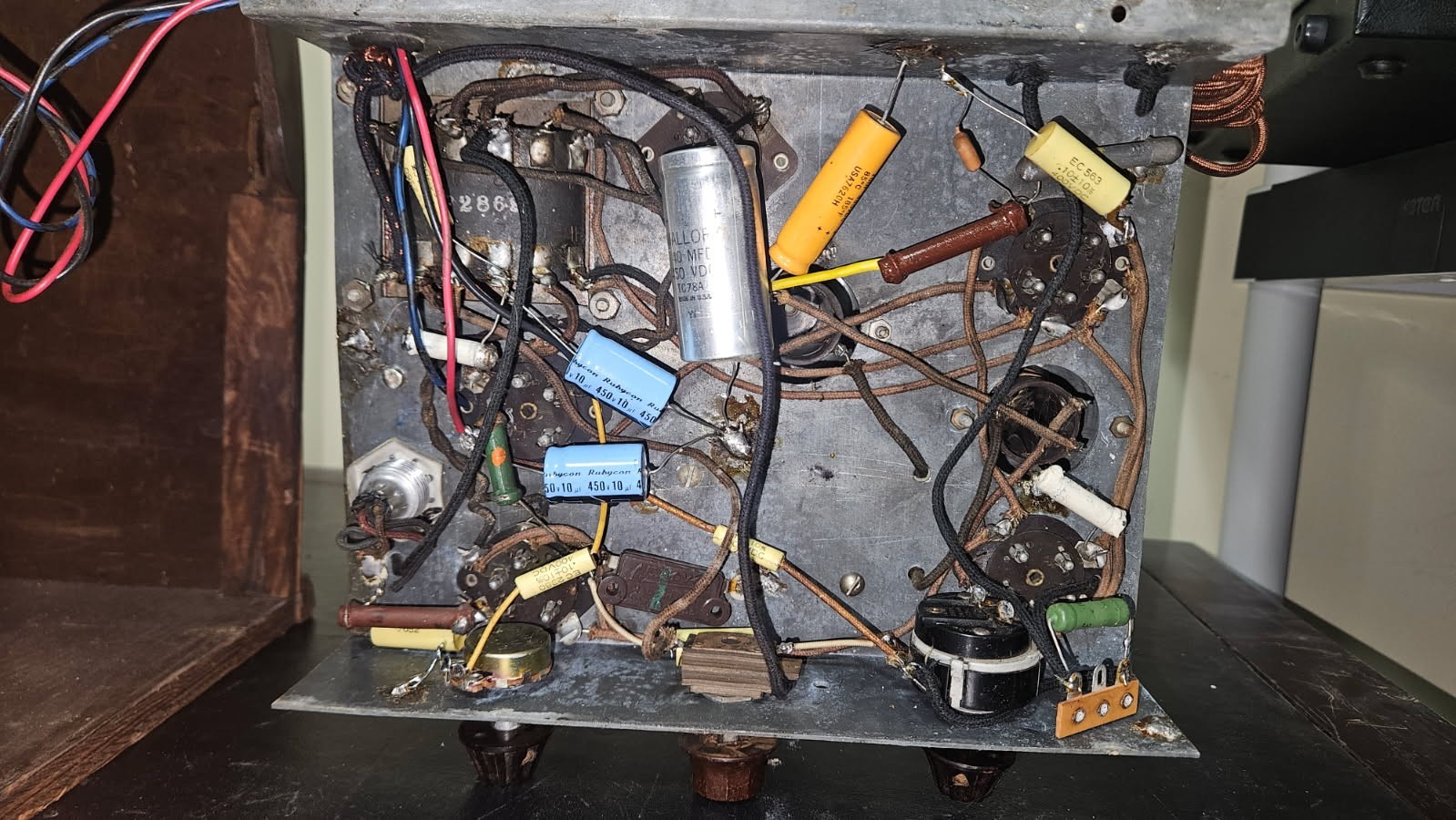 ⭐️RARE – Restored/Recapped⭐️1930’s Clinton Cathedral Tube Radio ⭐️SEE ~youtube