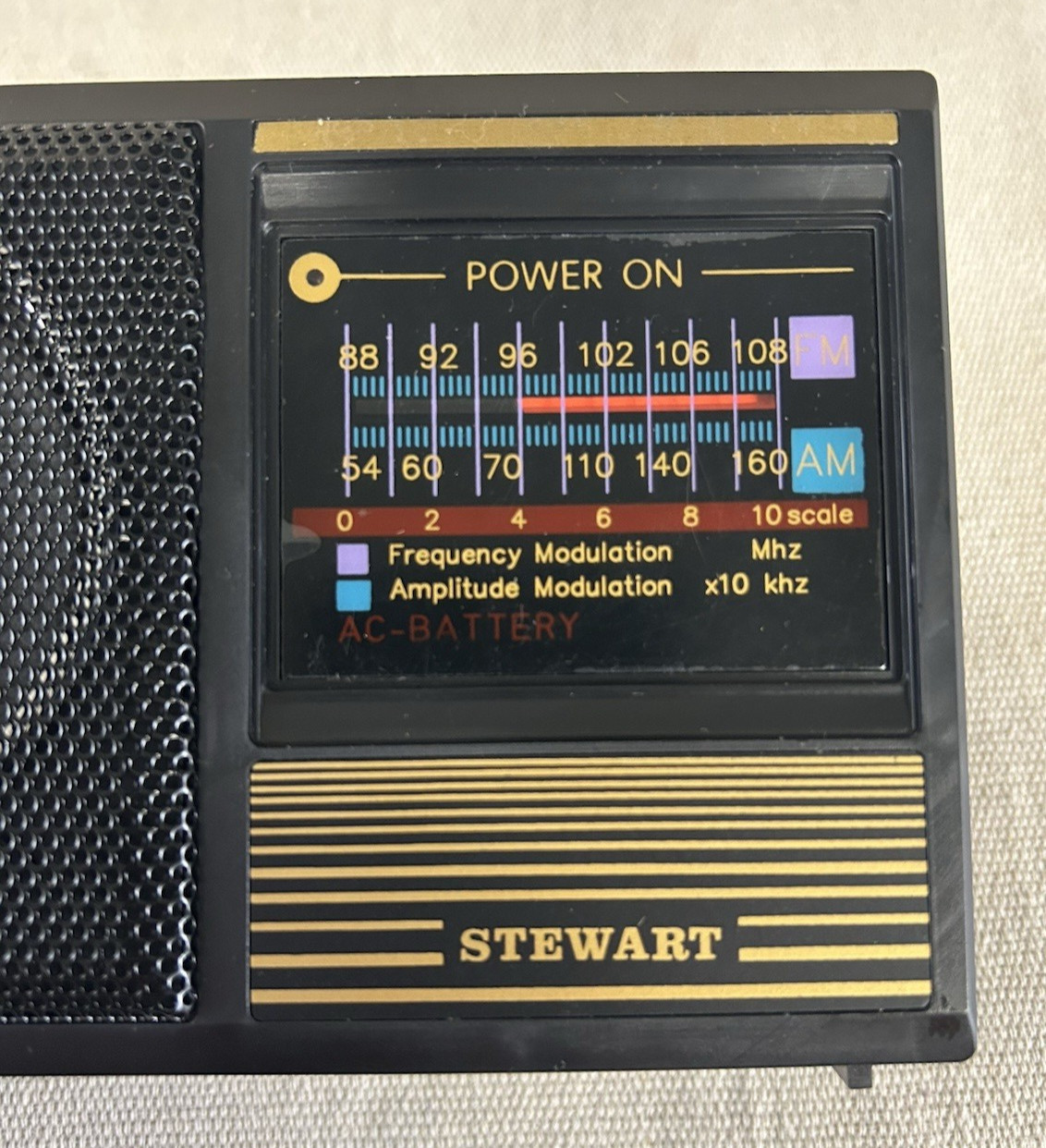 Stewart Vintage AM/FM Portable Radio Model ST 841C – AC/DC – New In Box