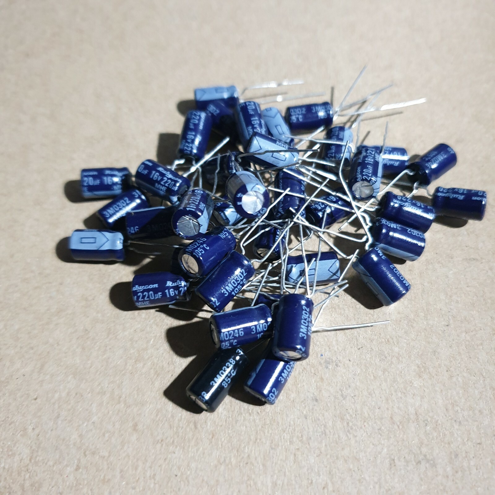 NOS Rubycon MHE 220uF 16v HQ TUBE AMP CAPS FOR AUDIO! 20pcs