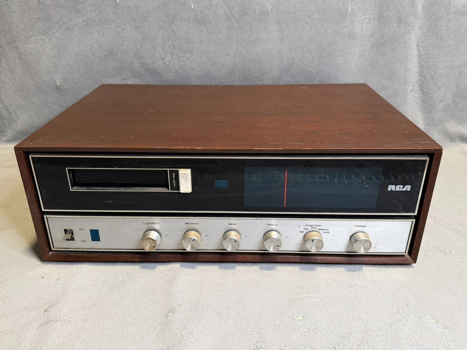 Vintage RCA YZD598W Solid State AM/FM Stereo Receiver Walnut Parts/Repair
