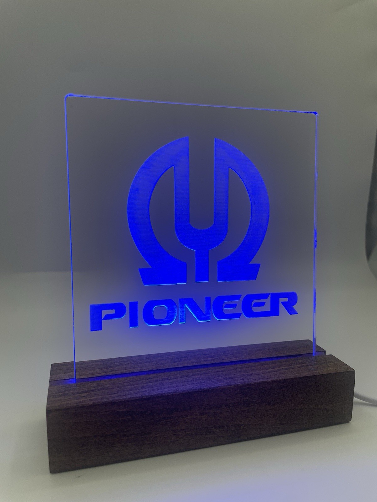 Pioneer SPEC-4 Stereo Power Amplifier Vintage LED Sign
