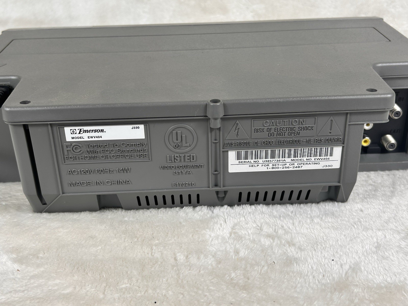 Emerson VCR 4-Head Video Cassette Recorder VHS Player #EWV404 Tested, Works