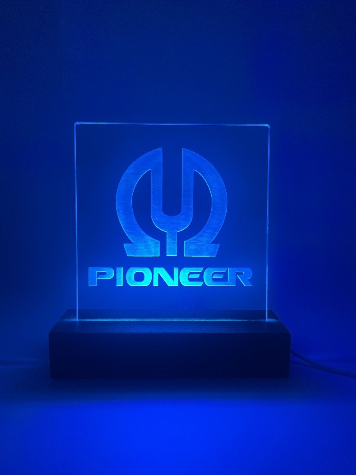 Pioneer SPEC-4 Stereo Power Amplifier Vintage LED Sign