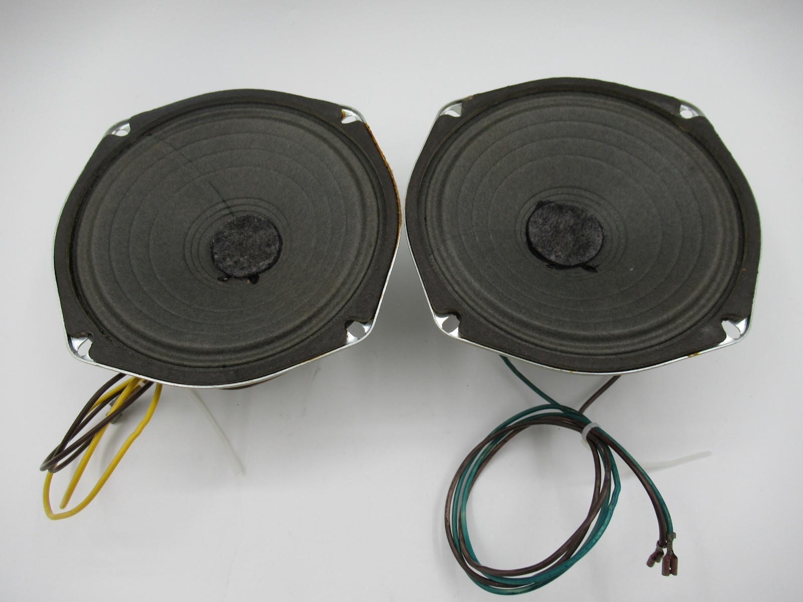 2 Vintage Sears Silvertone 6″ Speakers Tested “Look”