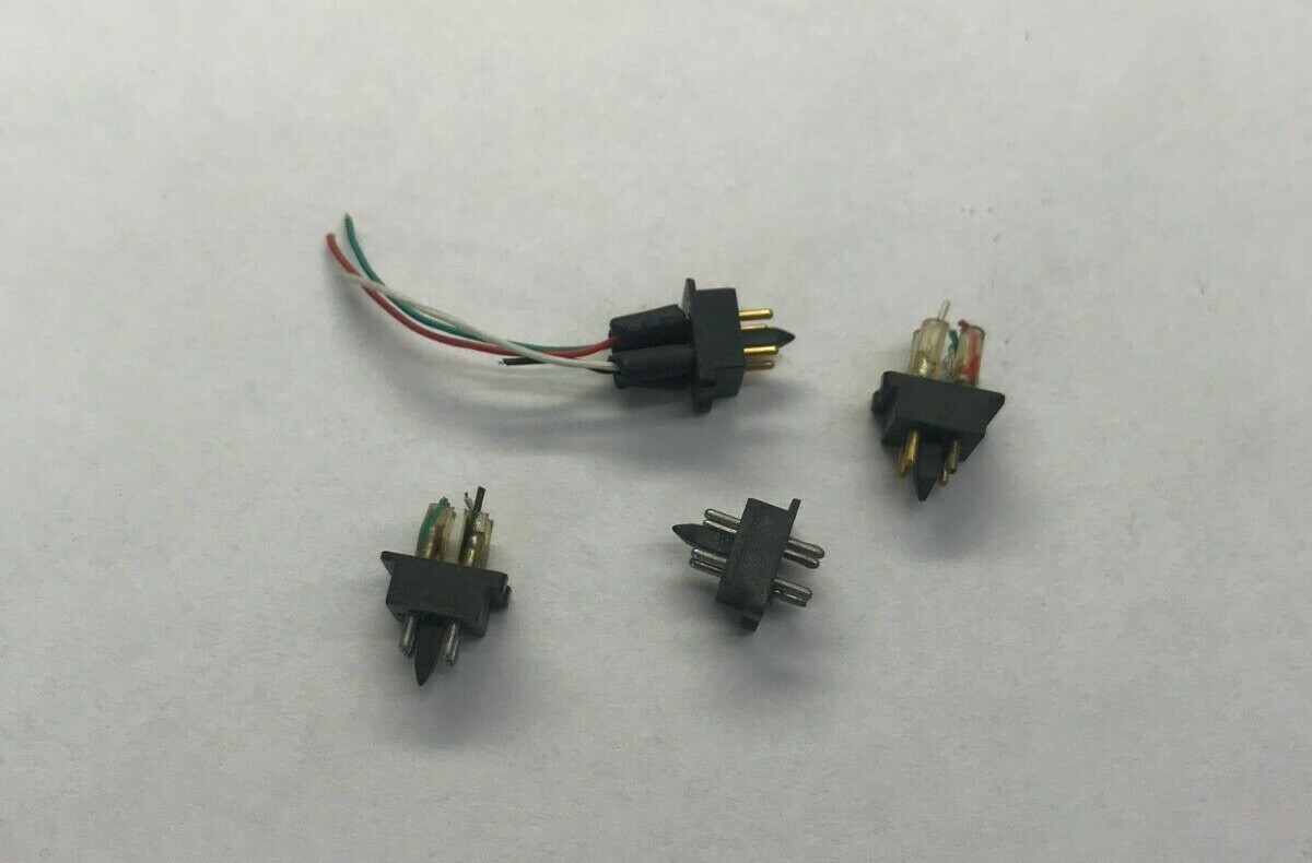 B.I.C. TURNTABLE Connectors 10-066-01 1PC OEM NOS
