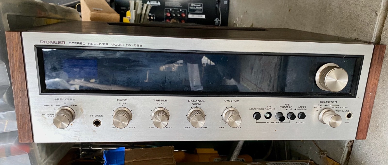 Vintage Pioneer SX-525 Stereo Receiver “Untested”
