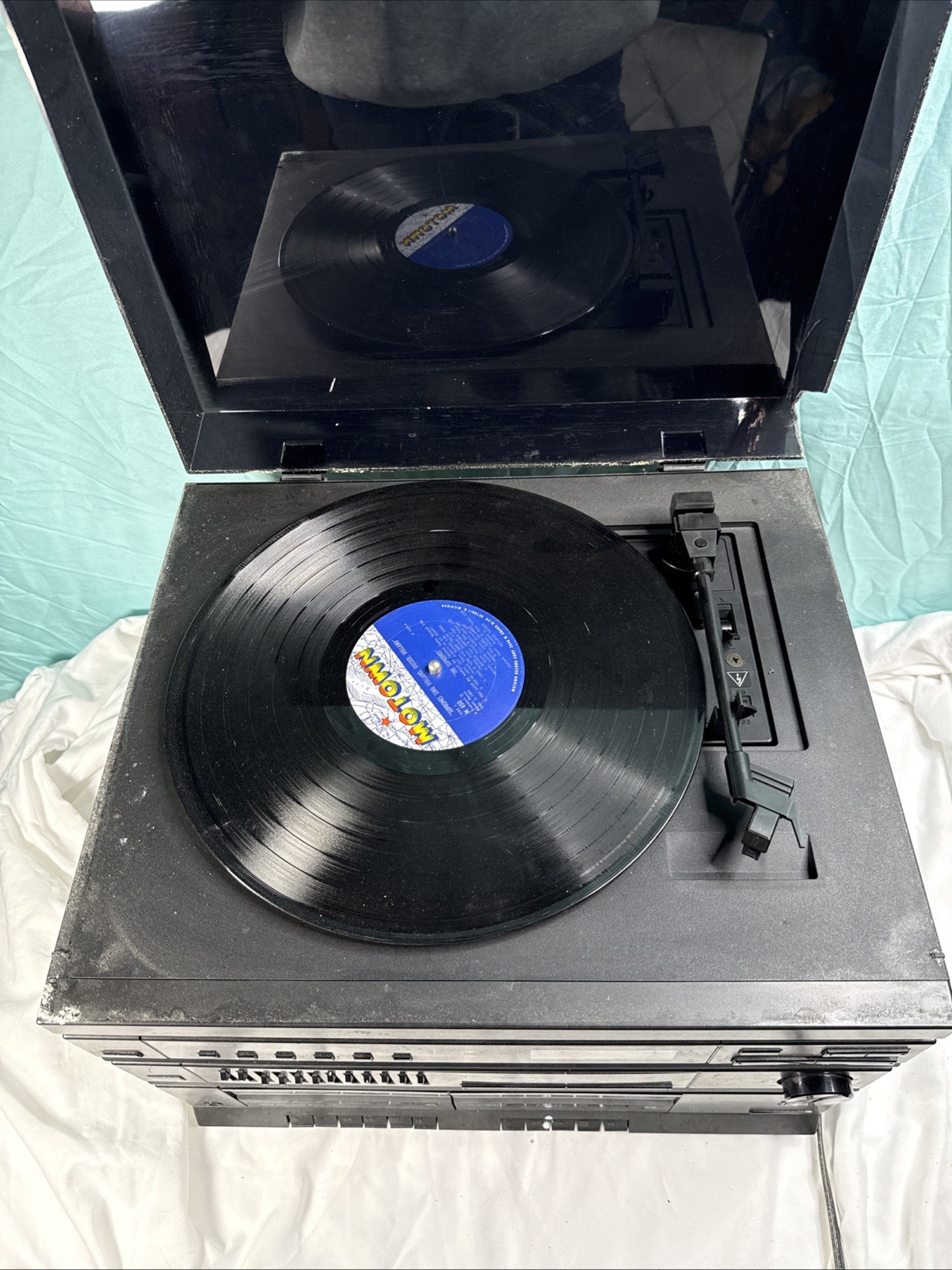 GE Compact Stereo System #11-1000 AM/FM Stereo 2 Cassette Phono Equalizer Read