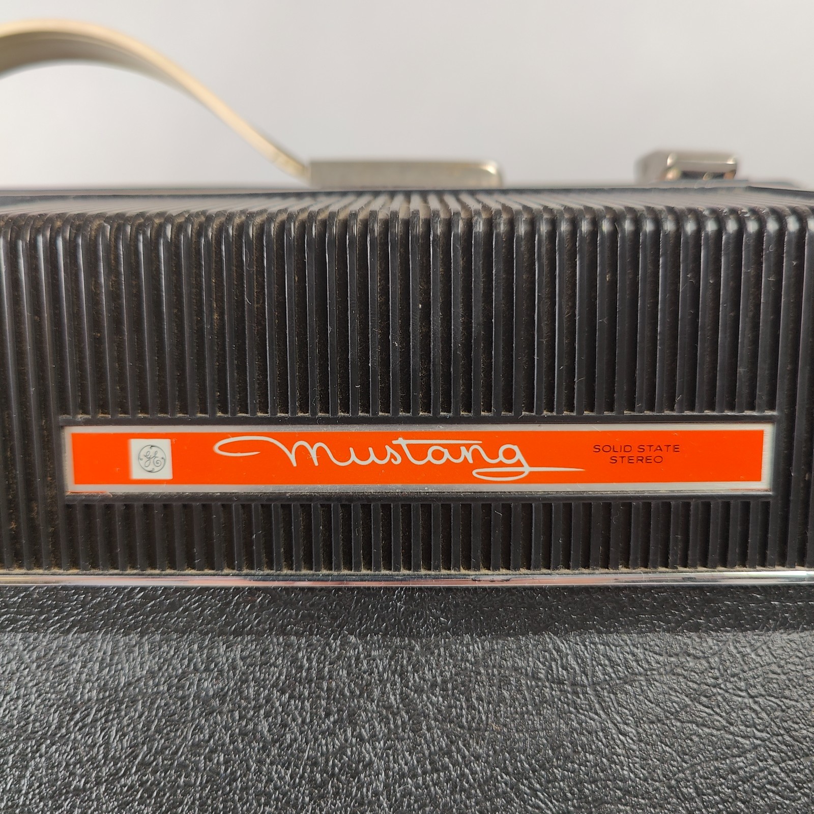 Vintage General Electric Model 200 “Mustang” Portable Record Player For Parts