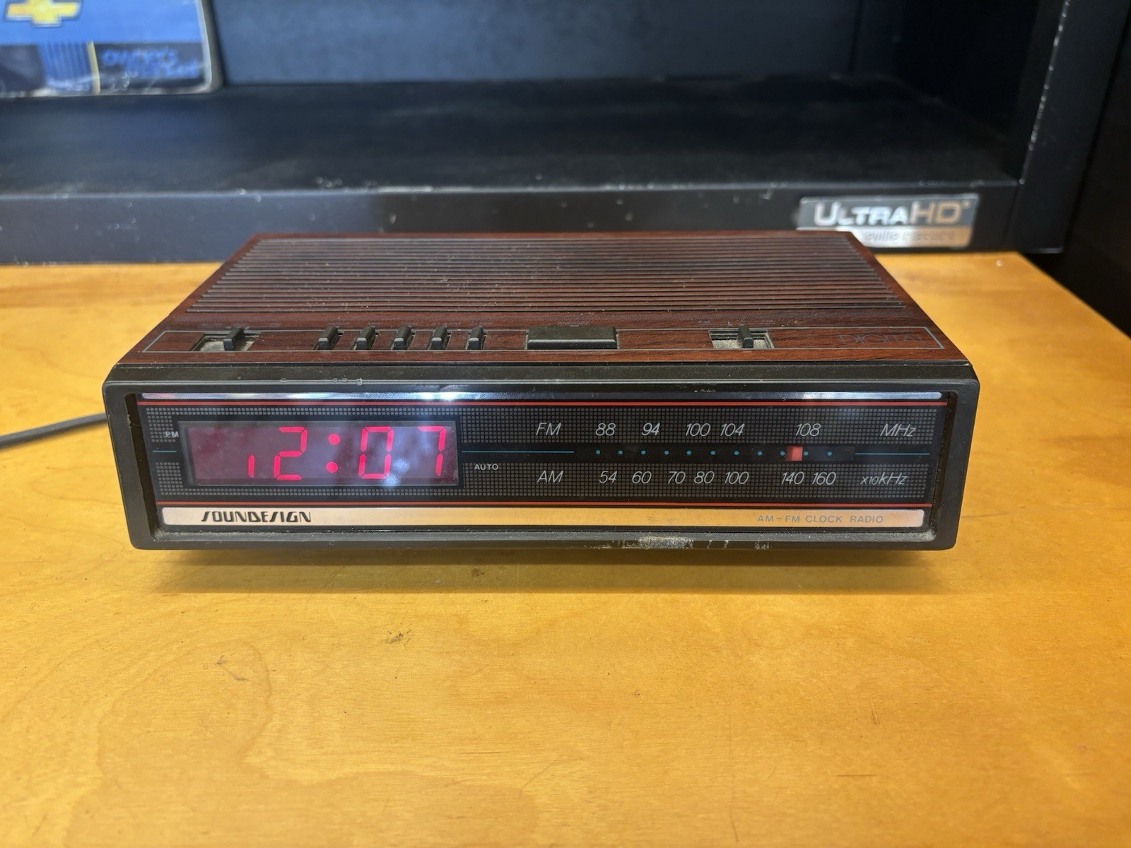 Soundesign 1980’s Vintage Alarm Clock Radio 3620WAL Parts Repair