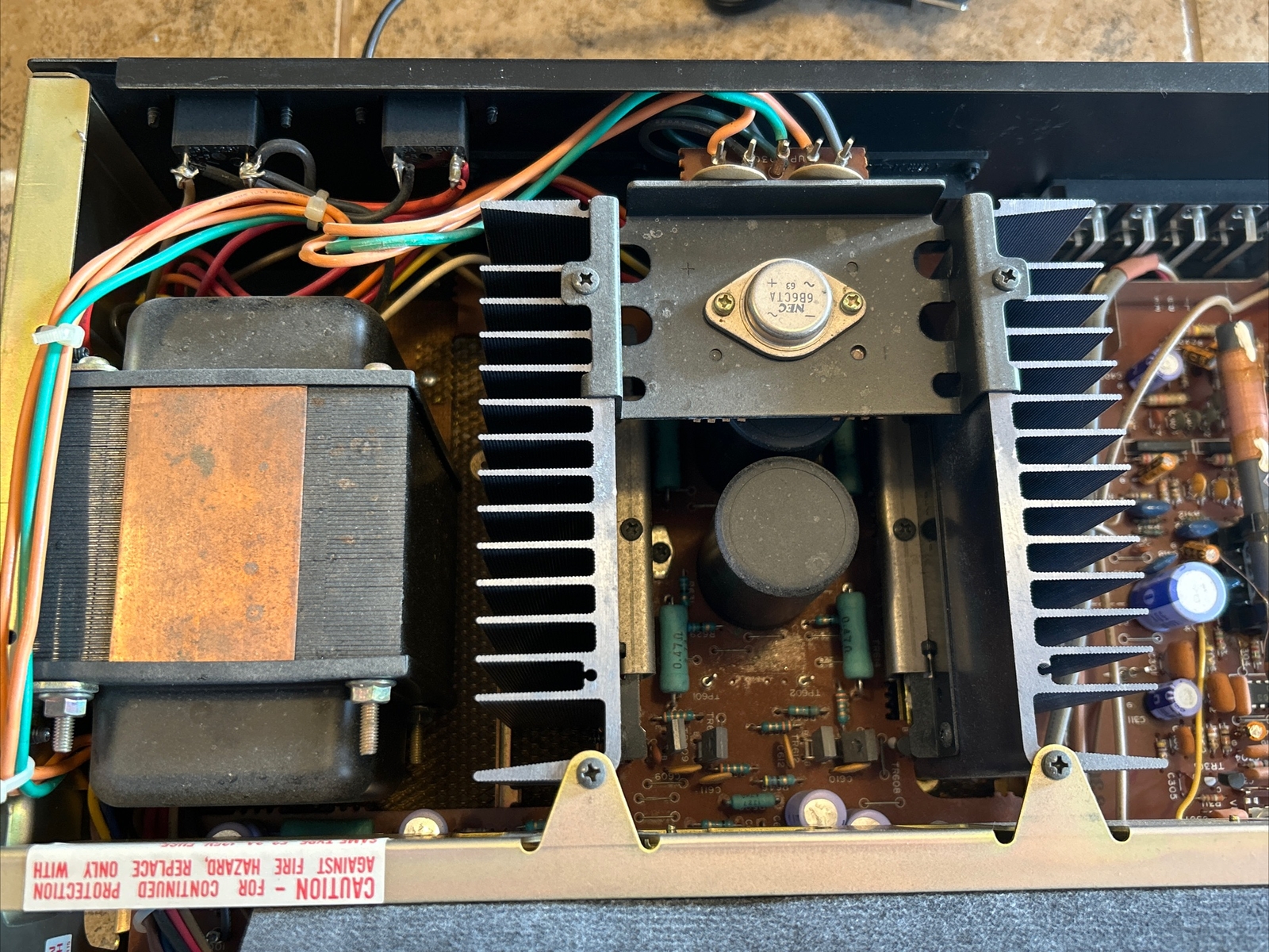 VTG Technics SA-5370 Am/Fm Stereo Receiver POWERS UP PARTS OR REPAIR READ