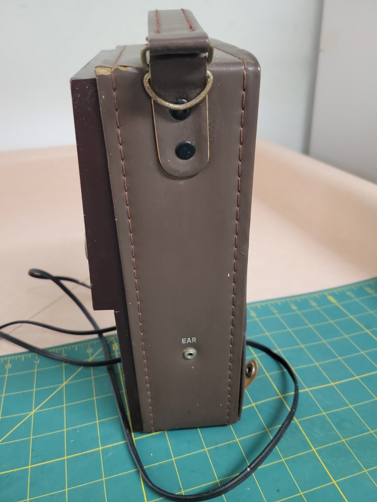 Vintage Gran Prix Multi-Band World Radio – AM/FM/SW/Air/PB/WB – for Repair