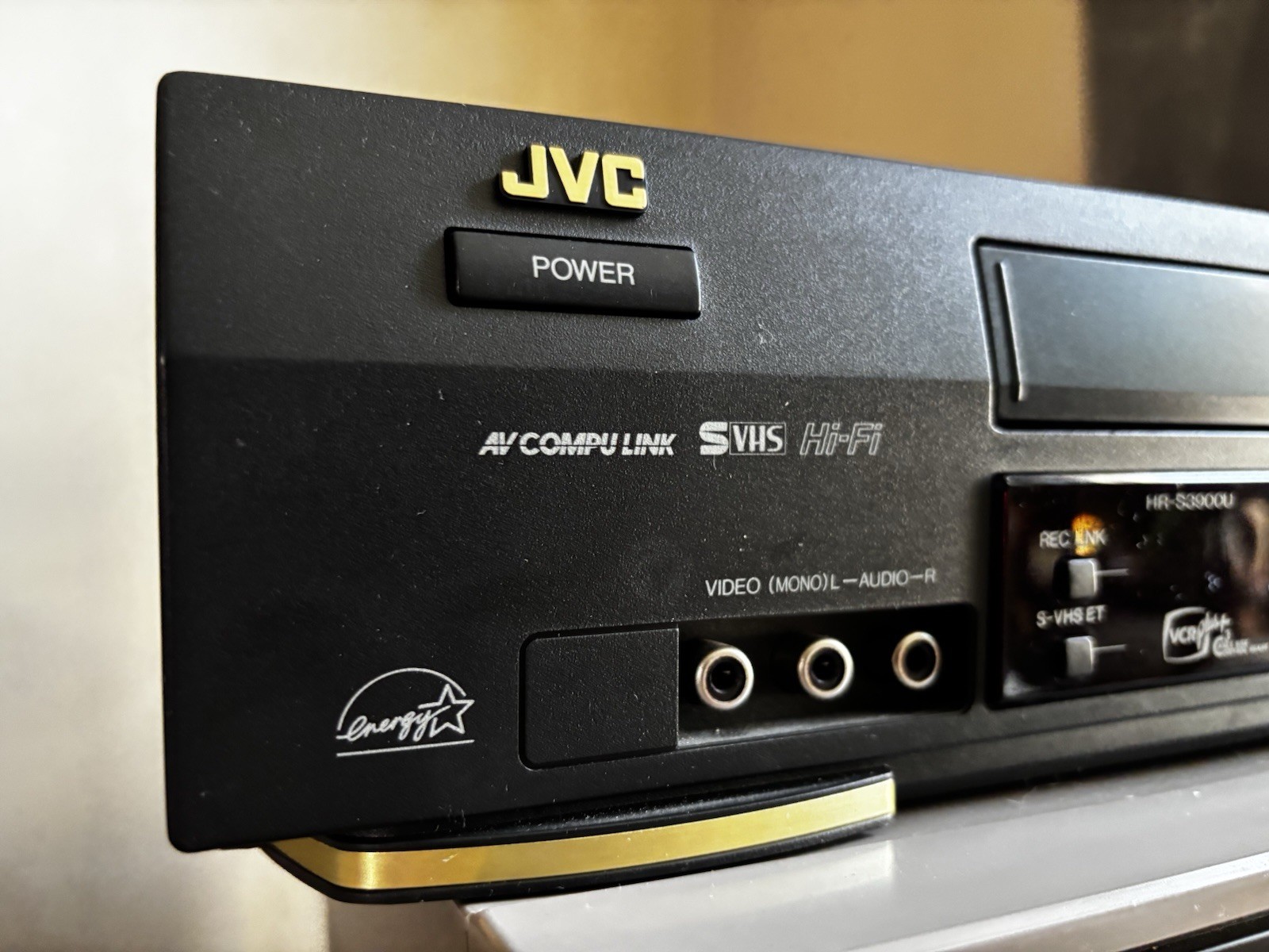 JVC HR-S3800U Super VHS ET Video Cassette Player 4-Head – Tested. Physical Media