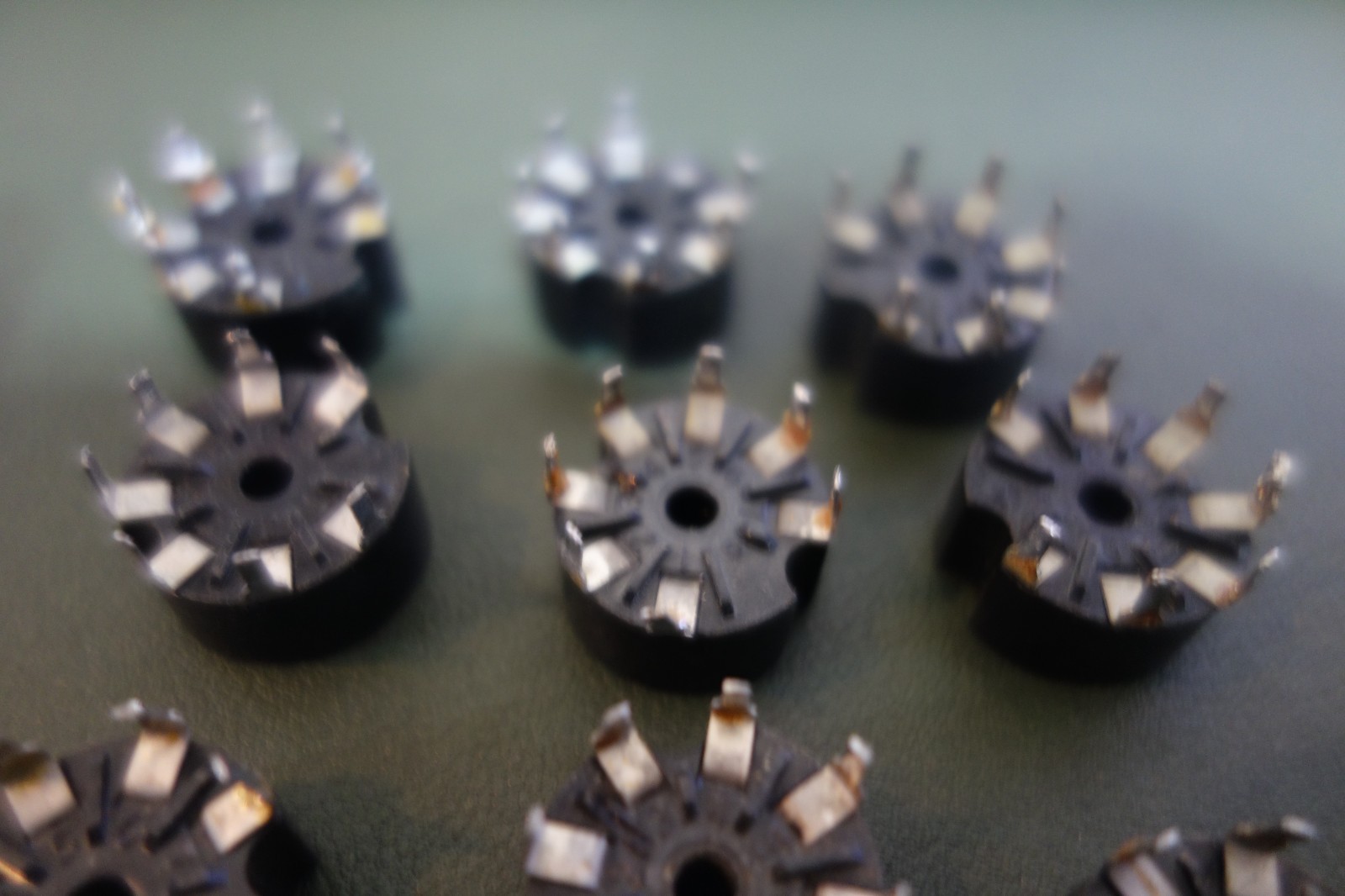 10 Ea MX USA 7 Pin PC Mount Tube Sockets USED