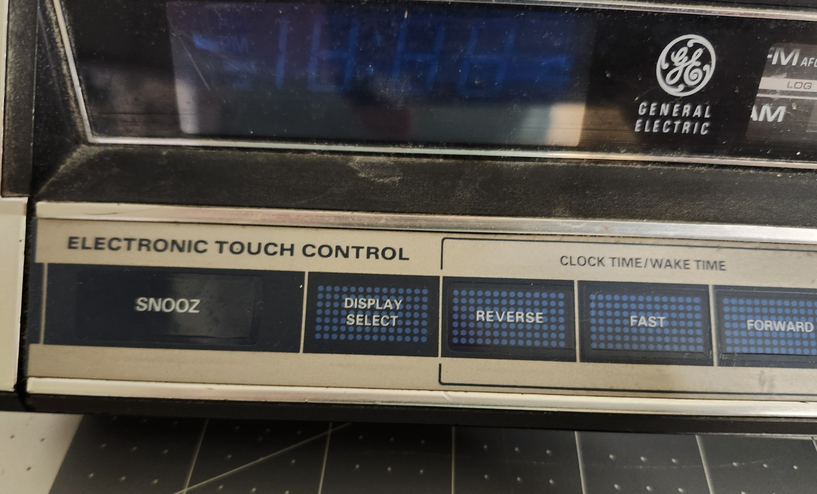 GE General Electric Touch Control AM/FM Digital Alarm Clock Radio 7-4662C Tested