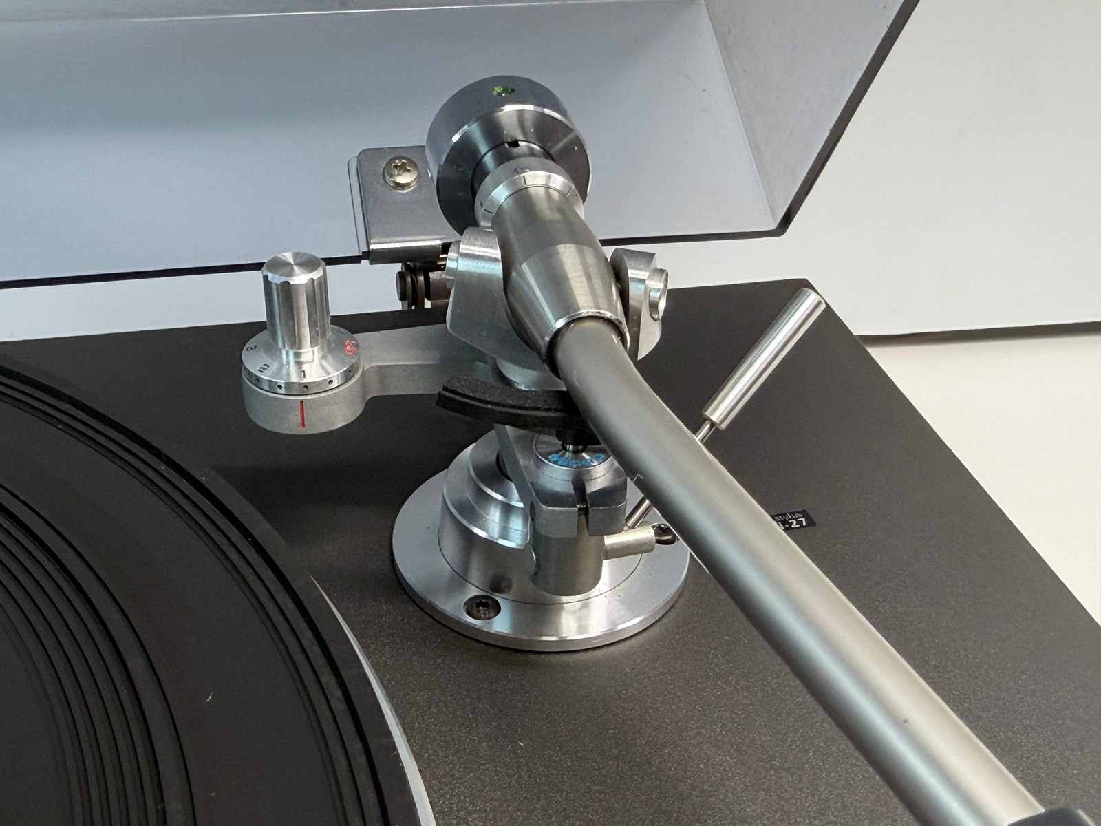 Sansui SR-525 Turntable w/ Micro Seiki MA-202 Mk II Tonearm & Ortofon 2M