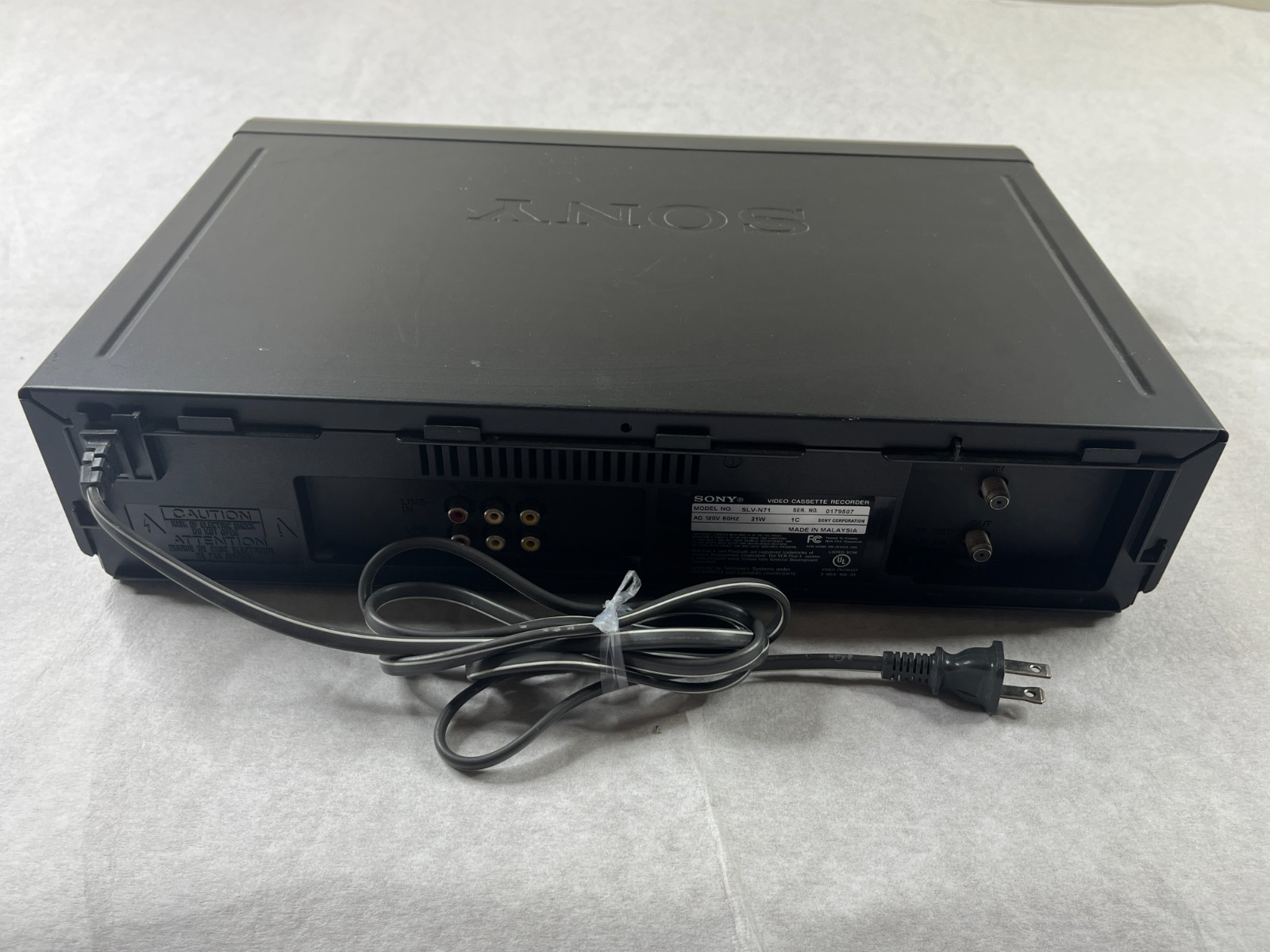 Sony SLV-N71 VCR / VHS Player – Tested & Working – No Remote Included