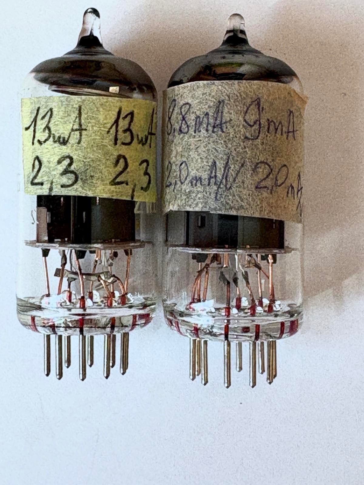 2PCS TESLA ECC802S / 12AU7 / ECC82 AUDIO TUBES! NOS! TESTED! WHITE PRINT! RARE!