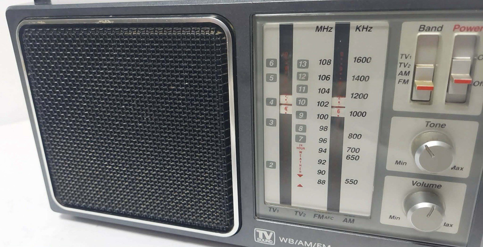 GE 7-2945A 4-Band TV/Weather/AM/FM Radio Tested Working