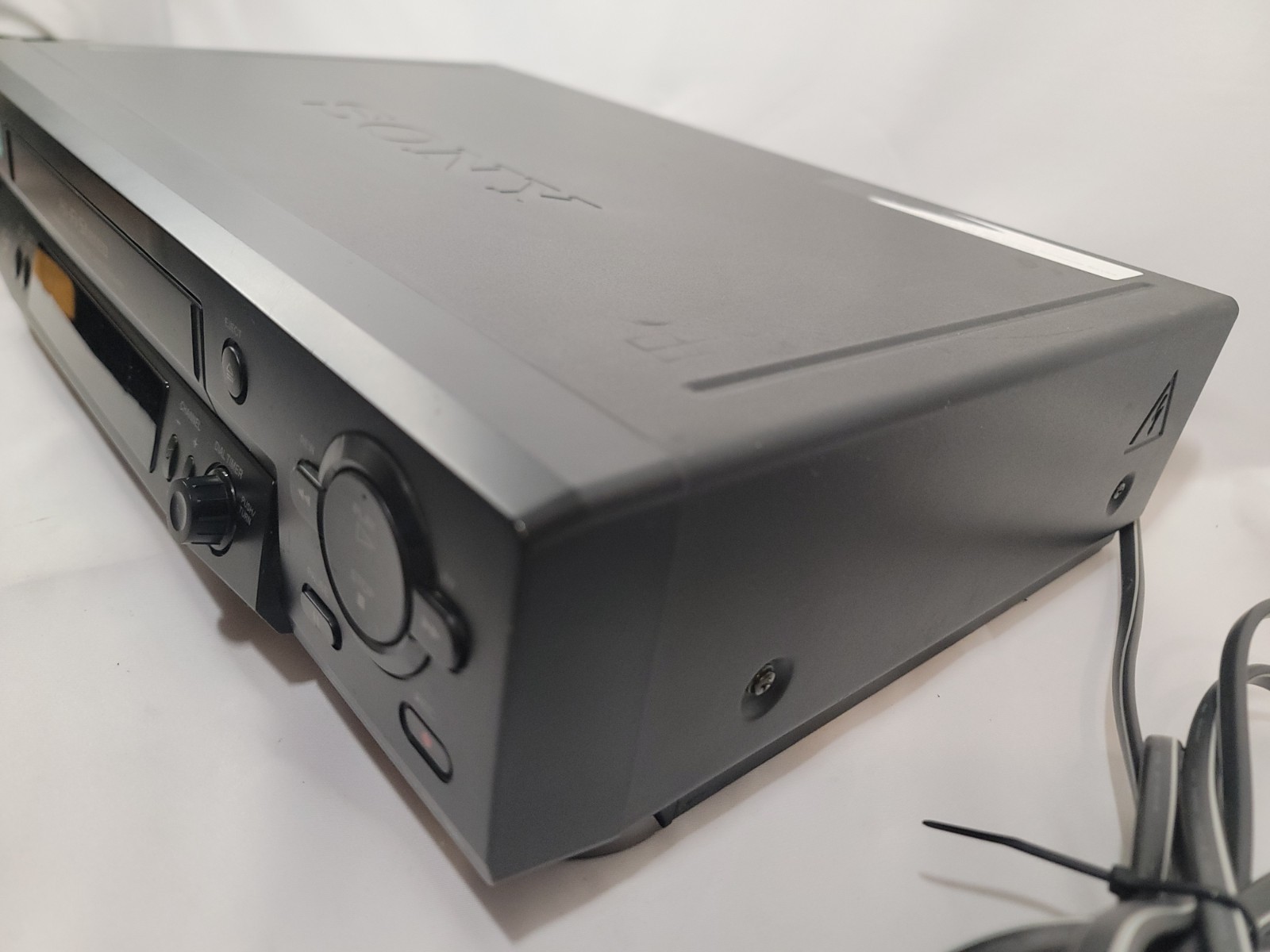 Sony SLV-N71 VCR VHS 4 Head Hi-Fi Stereo No Remote Included Tested