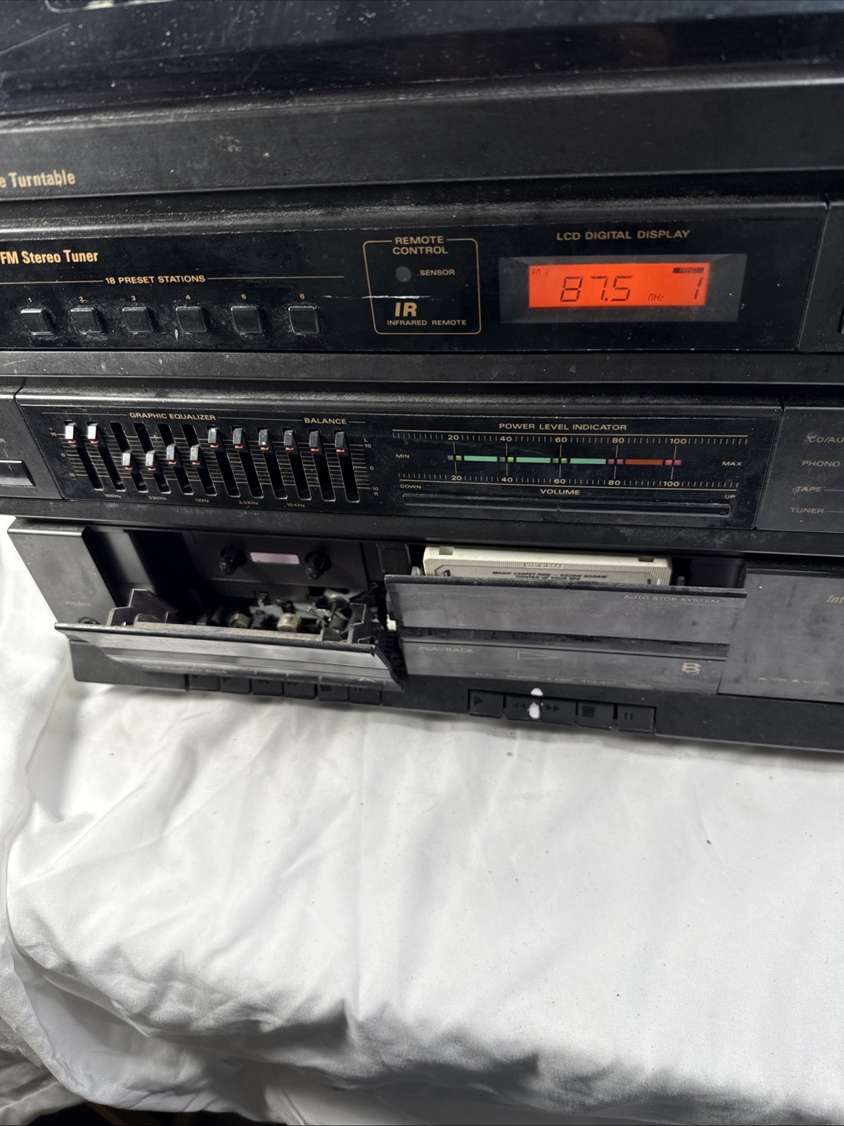 GE Compact Stereo System #11-1000 AM/FM Stereo 2 Cassette Phono Equalizer Read