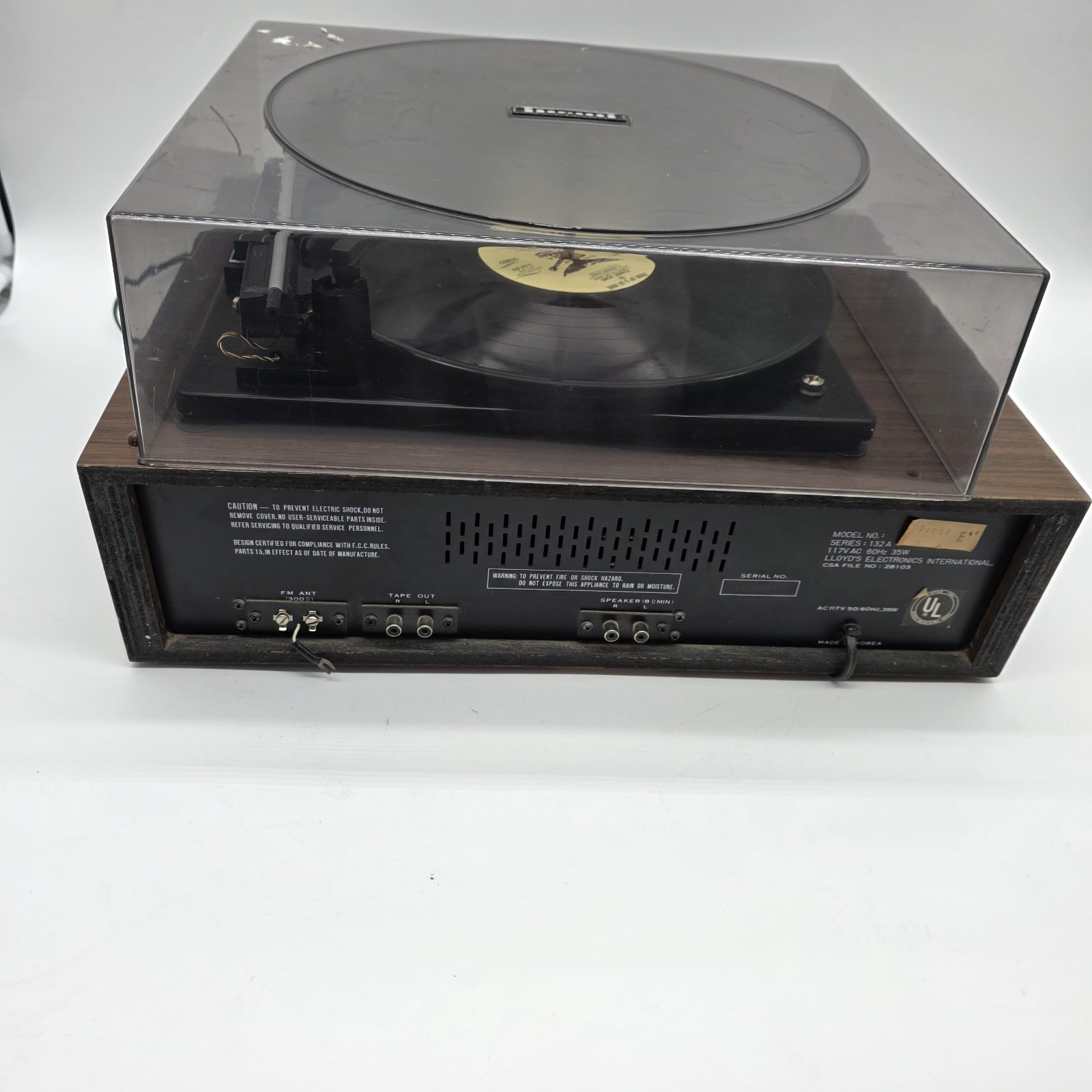 Vintage Lloyd’s Turntable Stereo System 8 Track AM/FM Receiver Parts Repair 132A