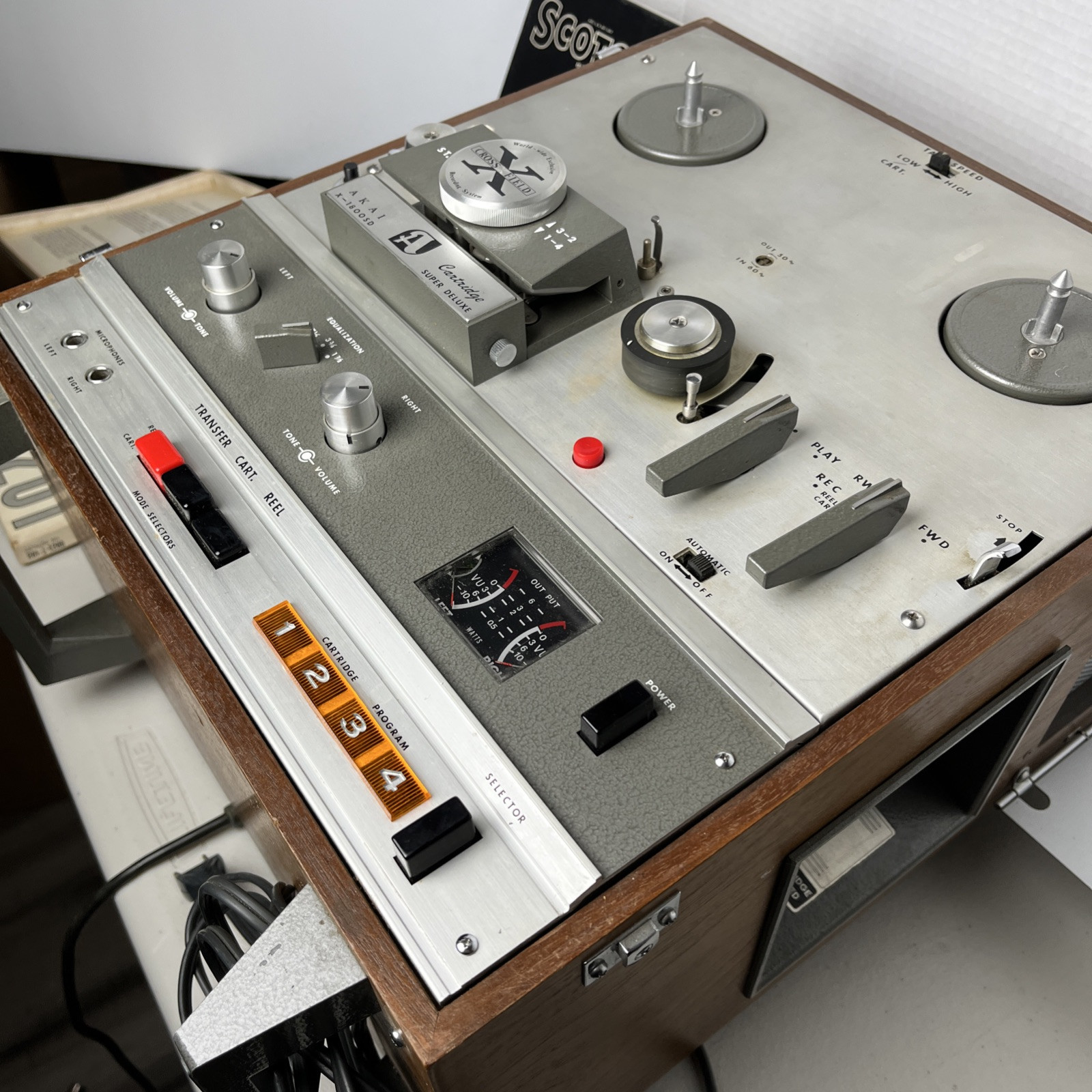 Akai X-1800SD Reel to Reel 8 Track Recorder Super Deluxe + 4 Reels TESTED READ