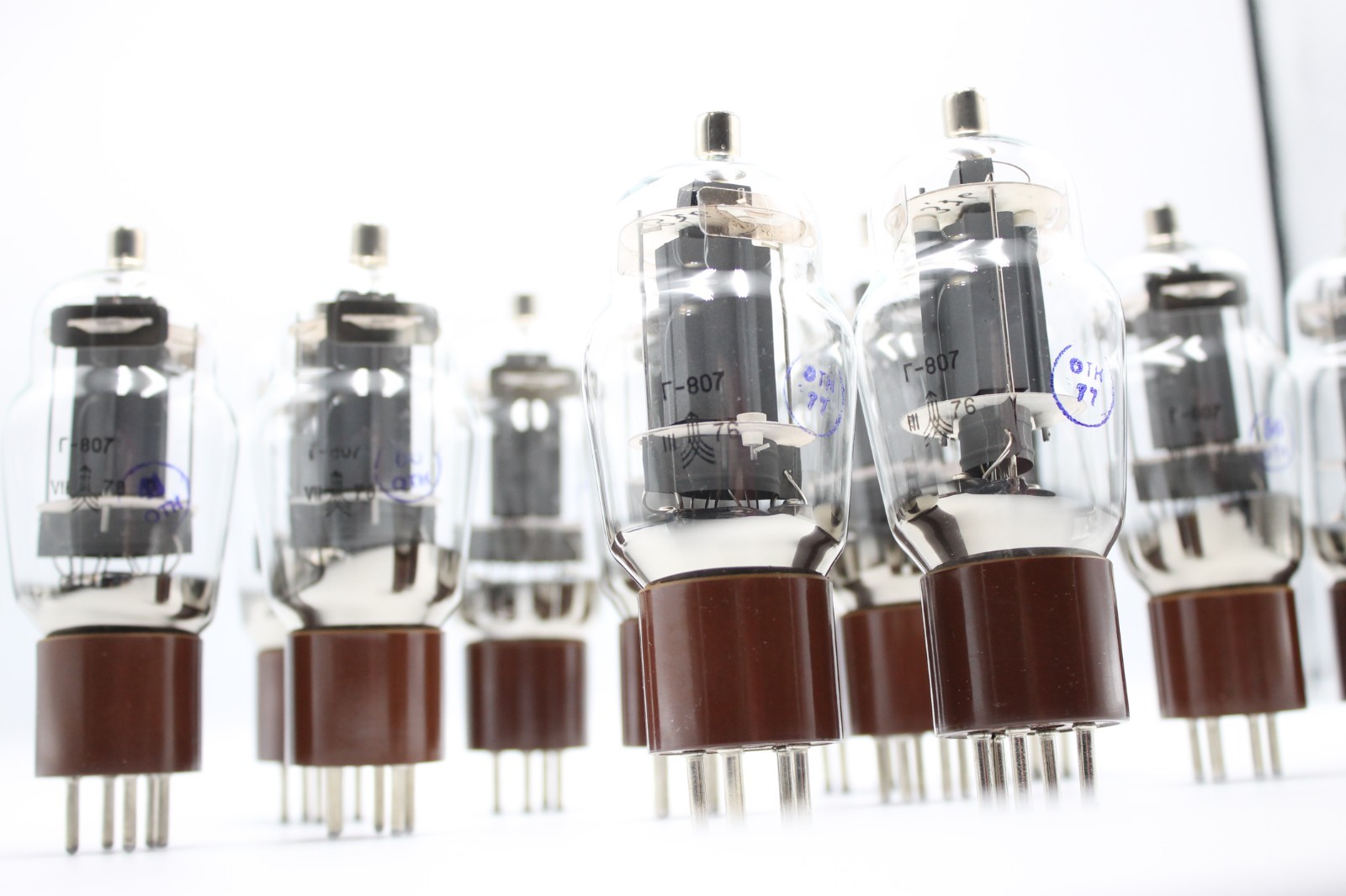 2 PCS G-807 / VT-100 / QE06/50 / 6BG6G. Generator Beam Tetrode.Brown Base.NOS.