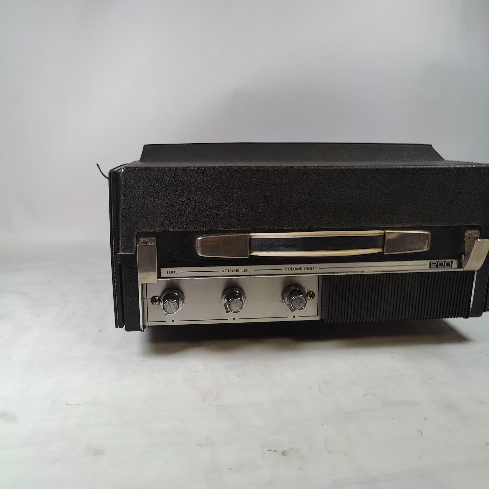 Vintage General Electric Model 200 “Mustang” Portable Record Player For Parts