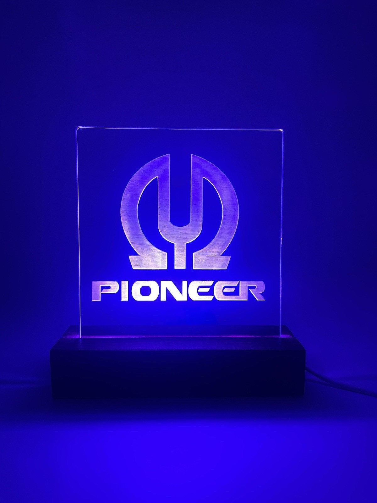 Pioneer SPEC-4 Stereo Power Amplifier Vintage LED Sign